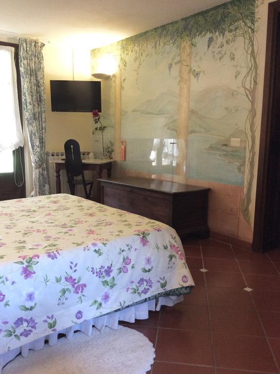 B&B Il Portico Sarzana Cameră foto