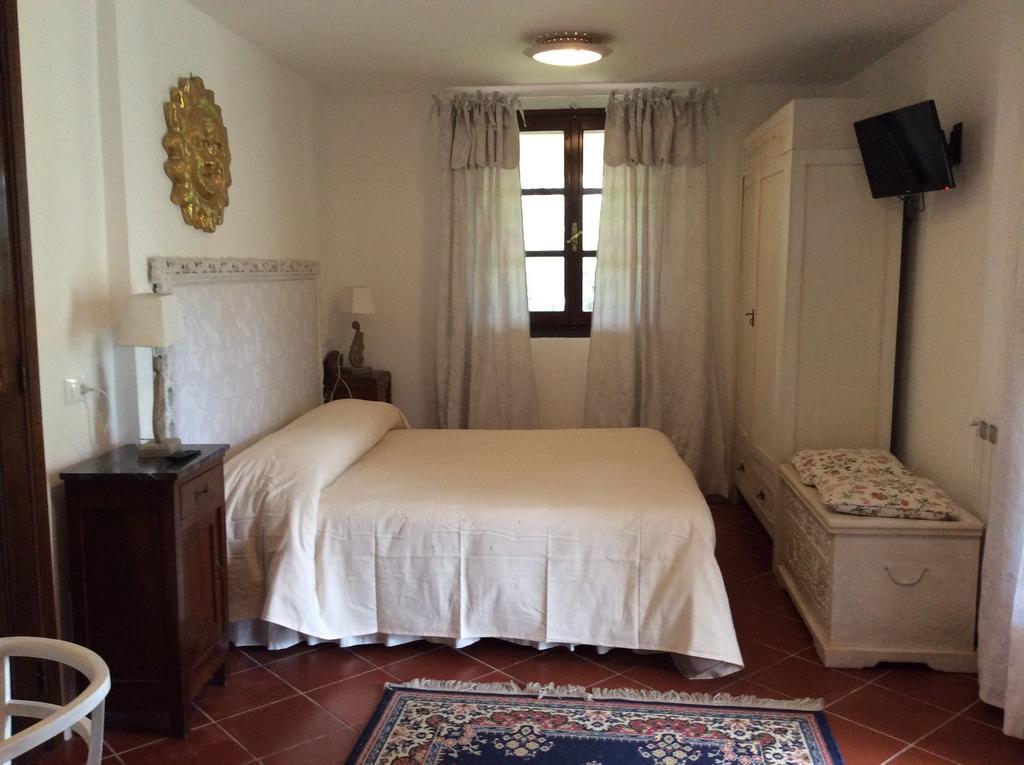 B&B Il Portico Sarzana Cameră foto